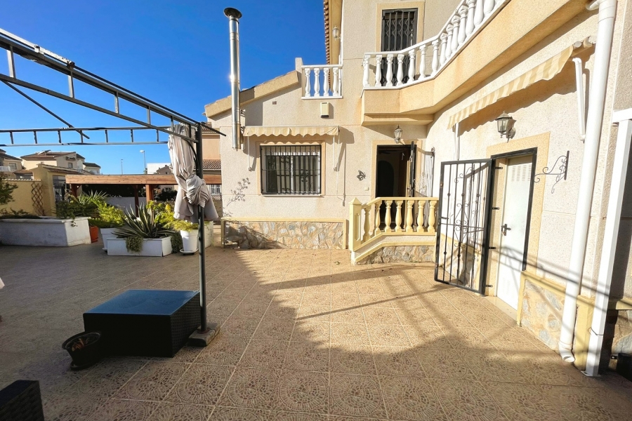 Re-Sale - Detached Villa - Benimar - Rojales Hills