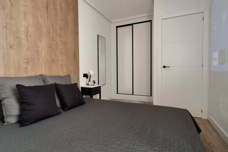 Re-Sale - Apartment - Torrevieja - Torrevieja - Centre