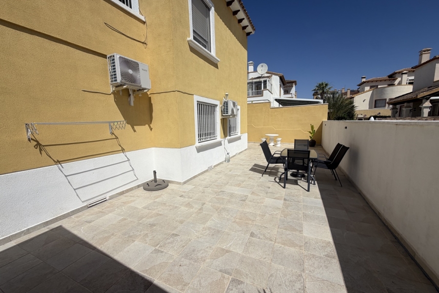 Re-Sale - Detached Villa - Orihuela Costa - Villamartin