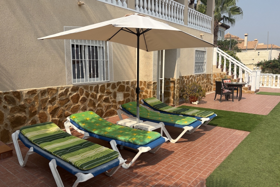 Re-Sale - Detached Villa - Algorfa - Algorfa - Village