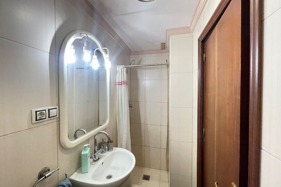 Re-Sale - Apartment - Torrevieja - Torrevieja - Centre