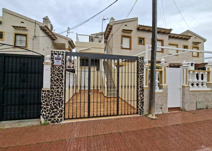 Re-Sale - Apartment - Orihuela Costa - Punta Prima