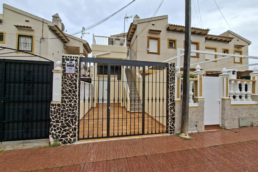 Re-Sale - Apartment - Orihuela Costa - Punta Prima
