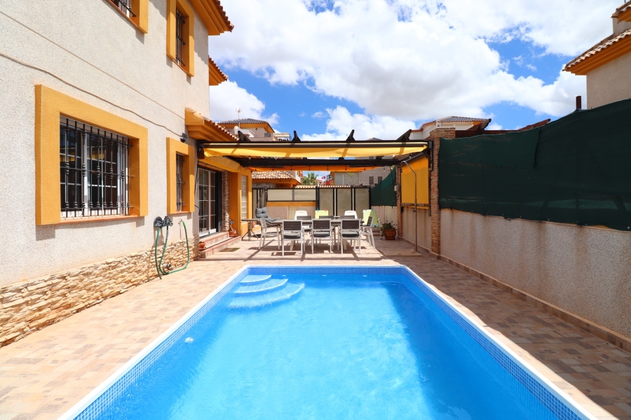 Re-Sale - Semi Detached Villa - Los Montesinos - La Herrada