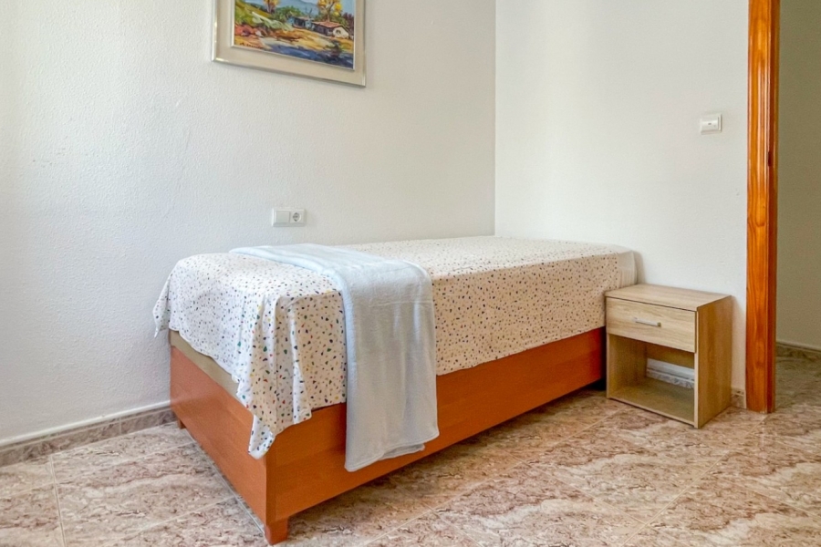 Re-Sale - Apartment - Torrevieja - Torrevieja - Centre