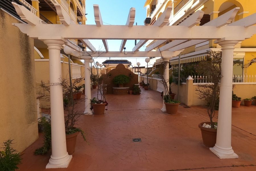 Re-Sale - Apartment - Algorfa - Algorfa - Village