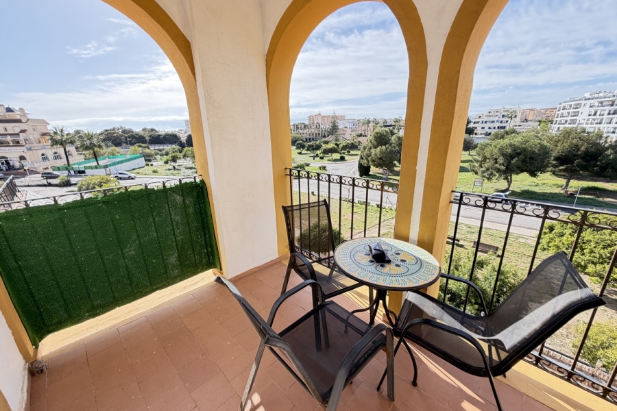 Re-Sale - Apartment - Orihuela Costa - La Zenia