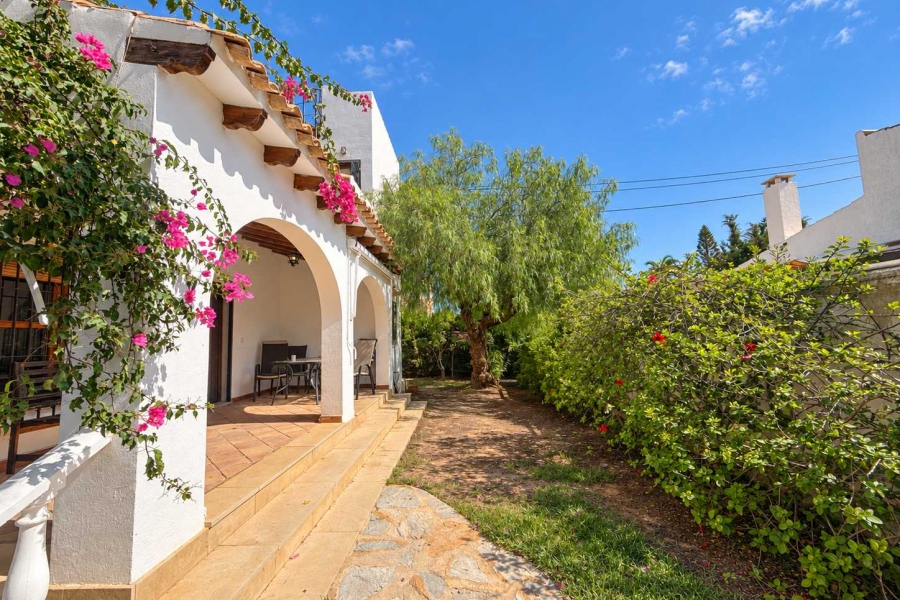 Re-Sale - Detached Villa - Orihuela Costa - Cabo Roig