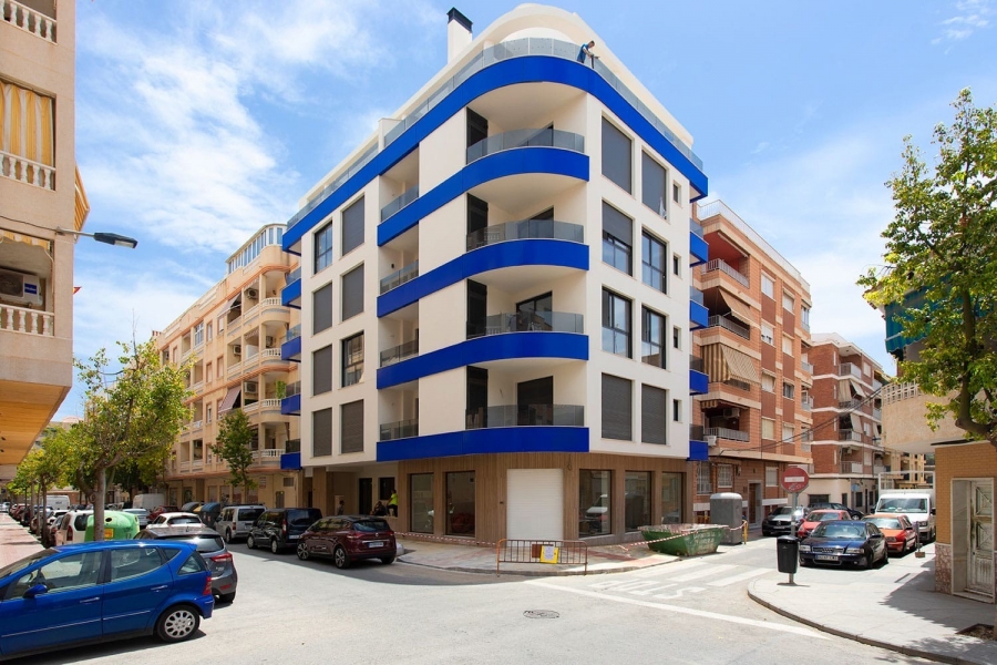 Re-Sale - Apartment - Torrevieja - Torrevieja - Centre