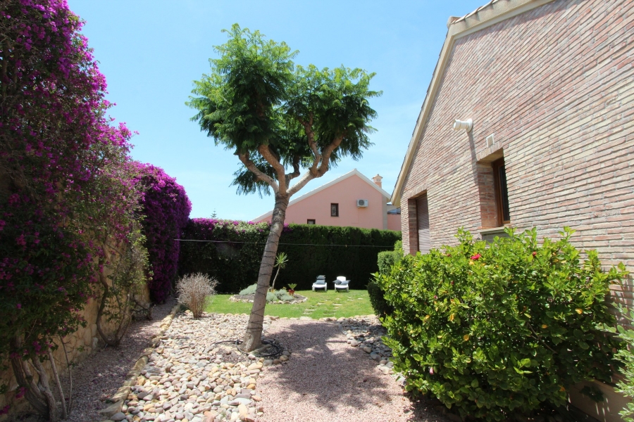Re-Sale - Detached Villa - Algorfa - La Finca Golf Resort