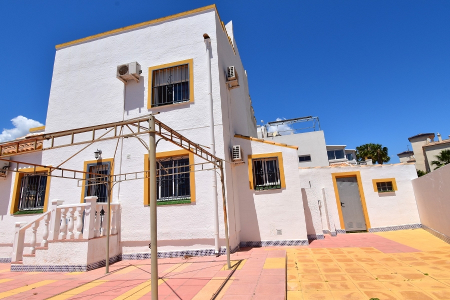 Re-Sale - Semi Detached Villa - Orihuela Costa - Playa Flamenca