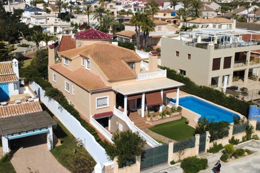 Re-Sale - Detached Villa - Torrevieja - Torrelamata - La Mata