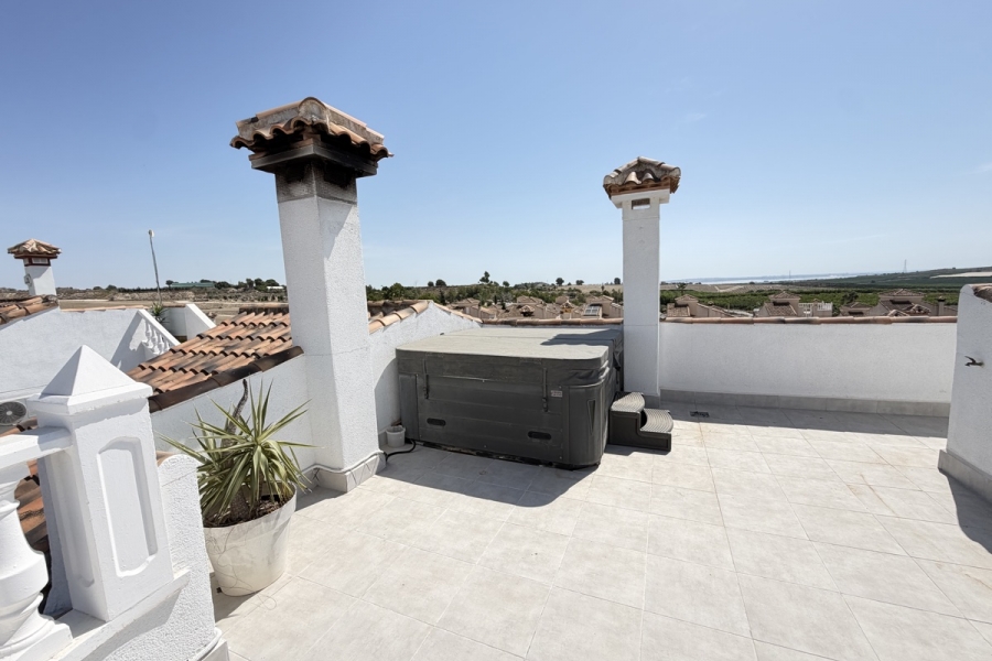 Re-Sale - Detached Villa - San Miguel de Salinas - Lake View Mansions