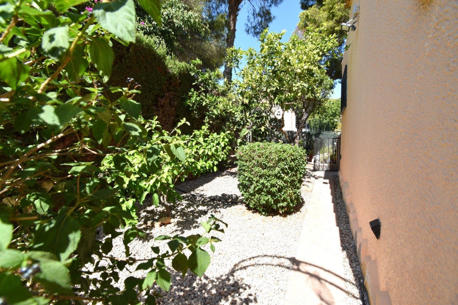 Re-Sale - Detached Villa - Orihuela Costa - Los Balcones