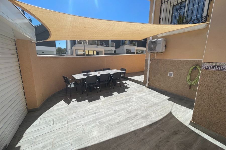 Re-Sale - Semi Detached Villa - Orihuela Costa - Villamartin