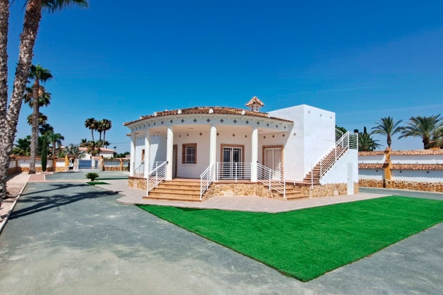 Nouveau - Maison de Campagne - Catral - Catral - Domaine