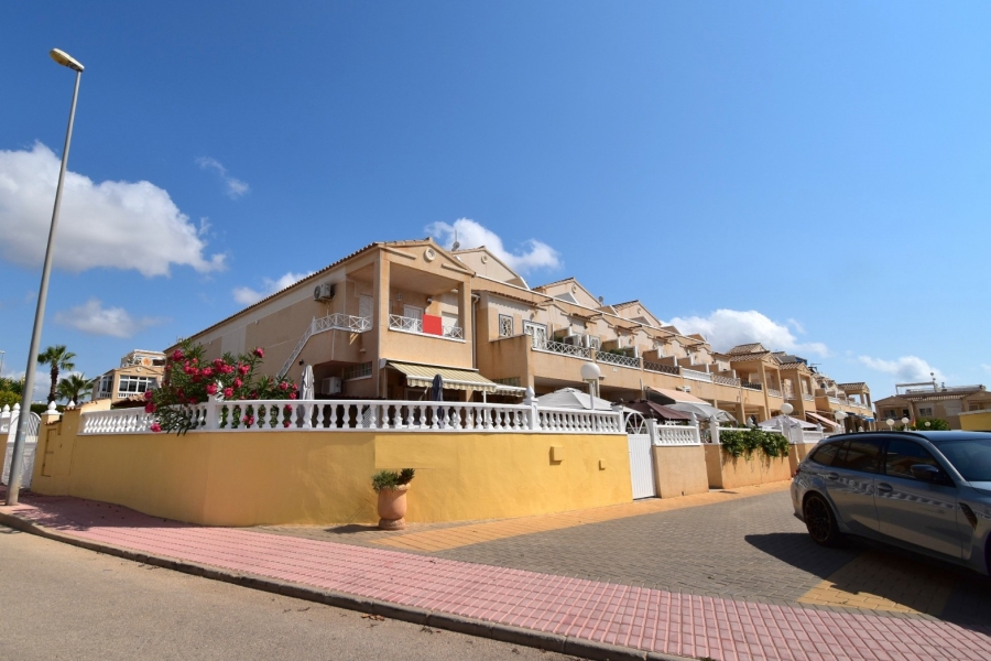 Re-Sale - Apartment - Orihuela Costa - Playa Flamenca