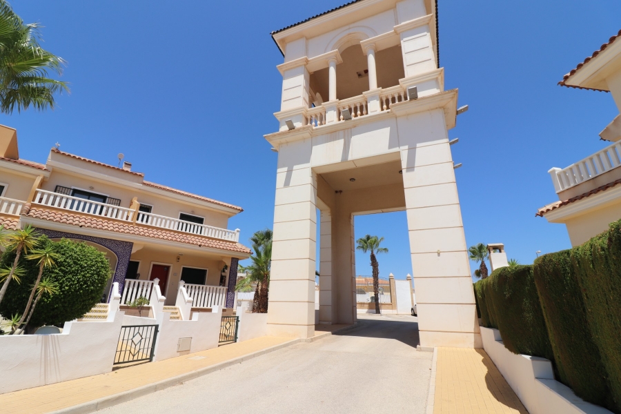 Re-Sale - Townhouse - Ciudad Quesada - Doña Pepa