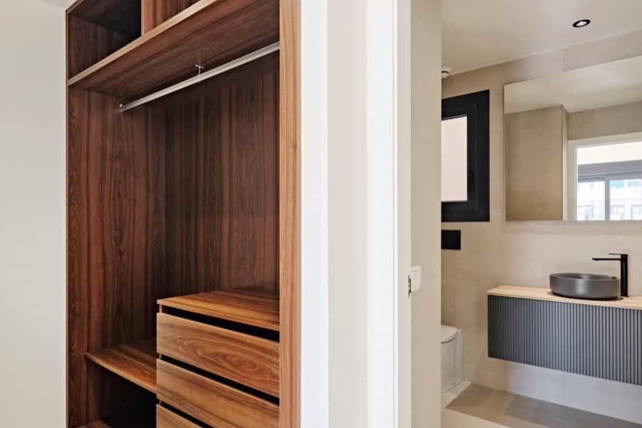 Re-Sale - Apartment - Torrevieja - La Veleta