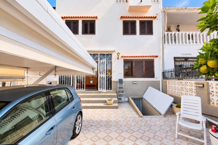 Re-Sale - Townhouse - Torrevieja - Torrevieja - Centre