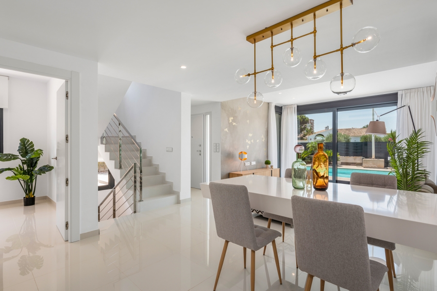 New - Detached Villa - Playa Paraiso