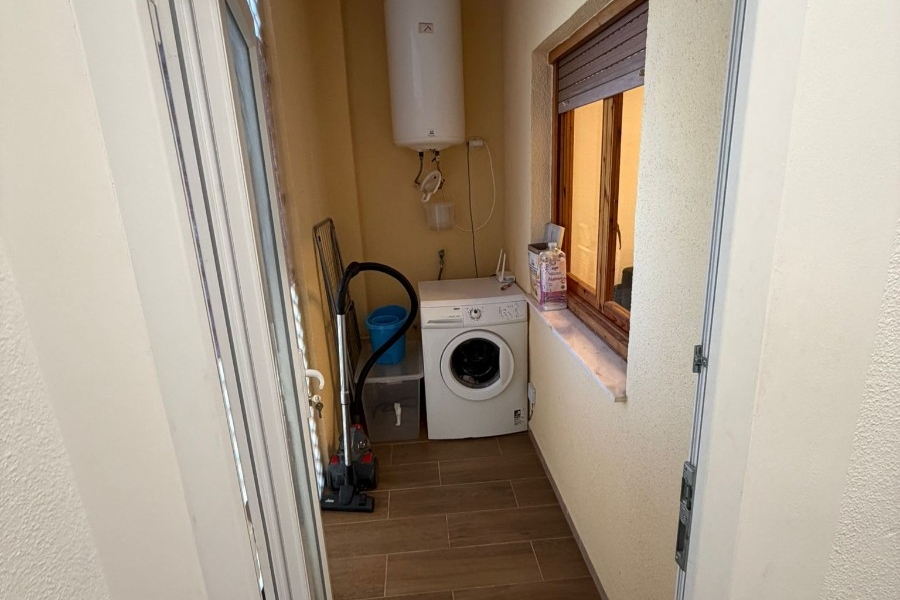 Re-Sale - Apartment - Orihuela Costa - Punta Prima