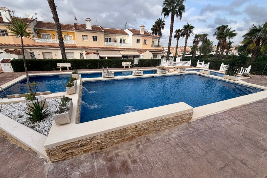 Re-Sale - Townhouse - Benijofar - Monte Azul