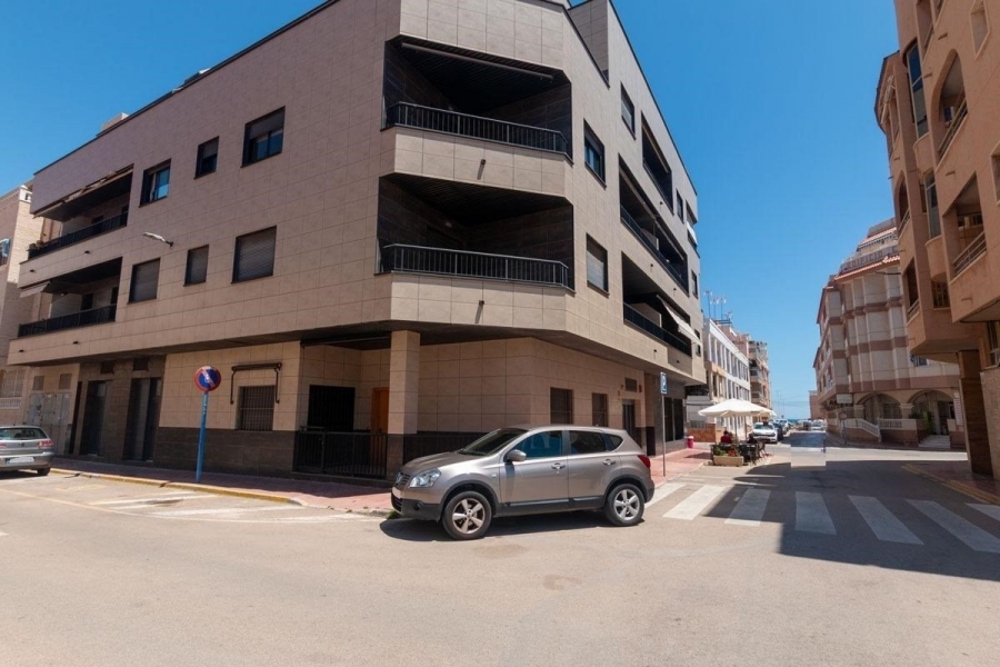 Re-Sale - Apartment - La Mata - La Mata - Town
