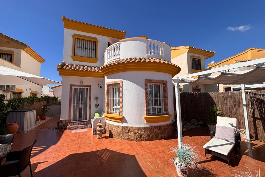 Re-Sale - Detached Villa - Guardamar del Segura - El Raso