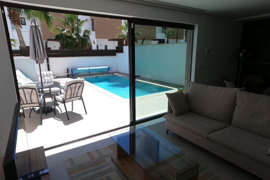 Re-Sale - Detached Villa - Algorfa - La Finca Golf Resort
