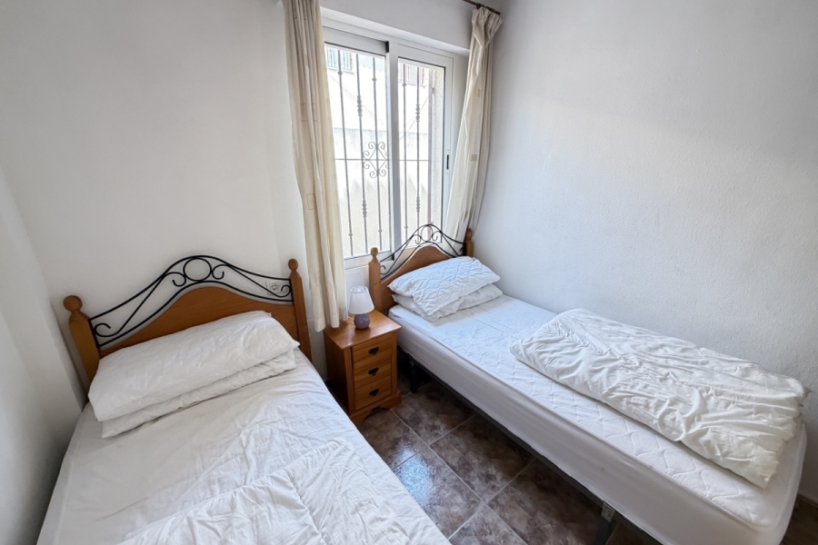 Re-Sale - Apartment - Orihuela Costa - La Zenia