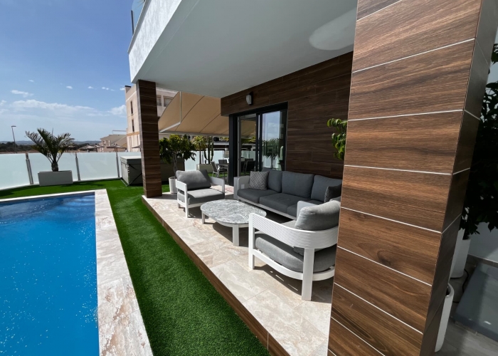 Re-Sale - Detached Villa - Los Montesinos - Entre Naranjos / Vistabella Golf