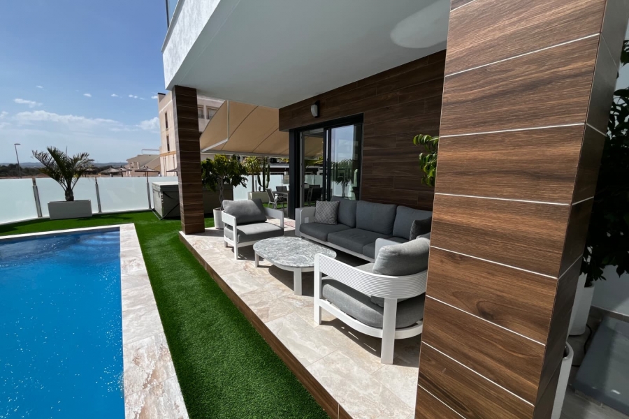 Re-Sale - Detached Villa - Los Montesinos - Entre Naranjos / Vistabella Golf