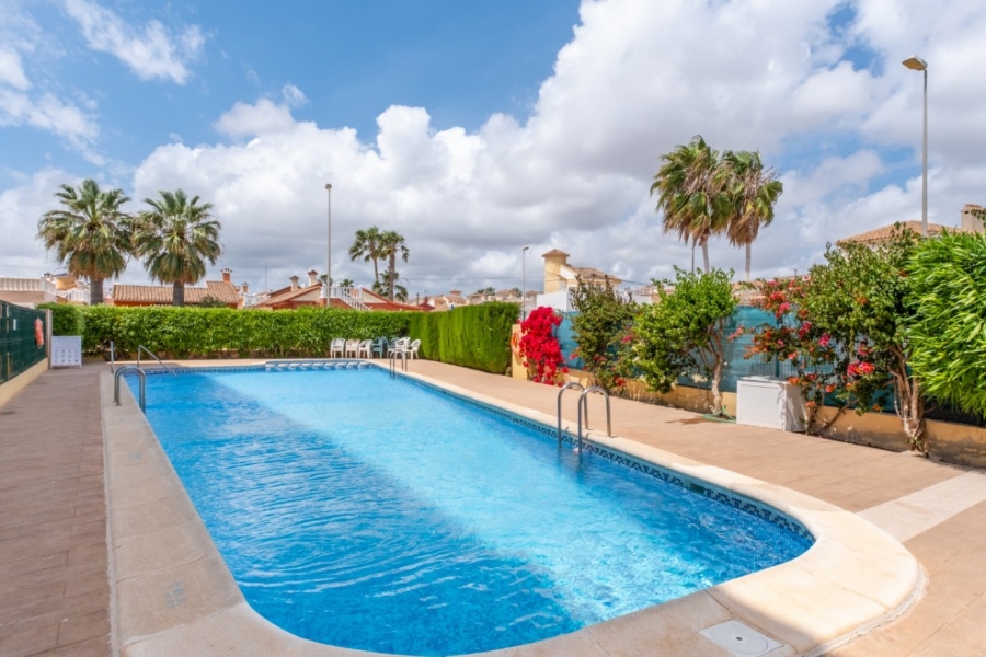 Re-Sale - Apartment - Orihuela Costa - Playa Flamenca