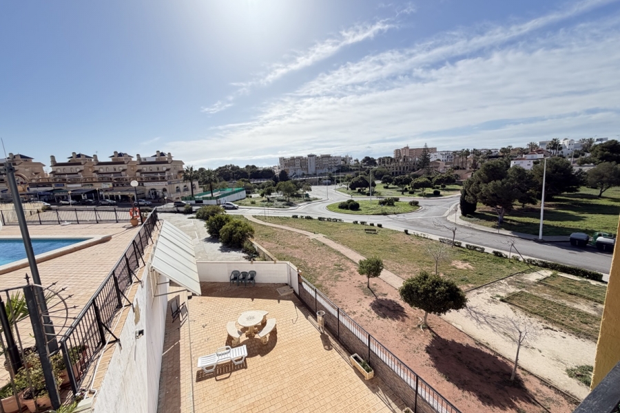 Re-Sale - Apartment - Orihuela Costa - La Zenia