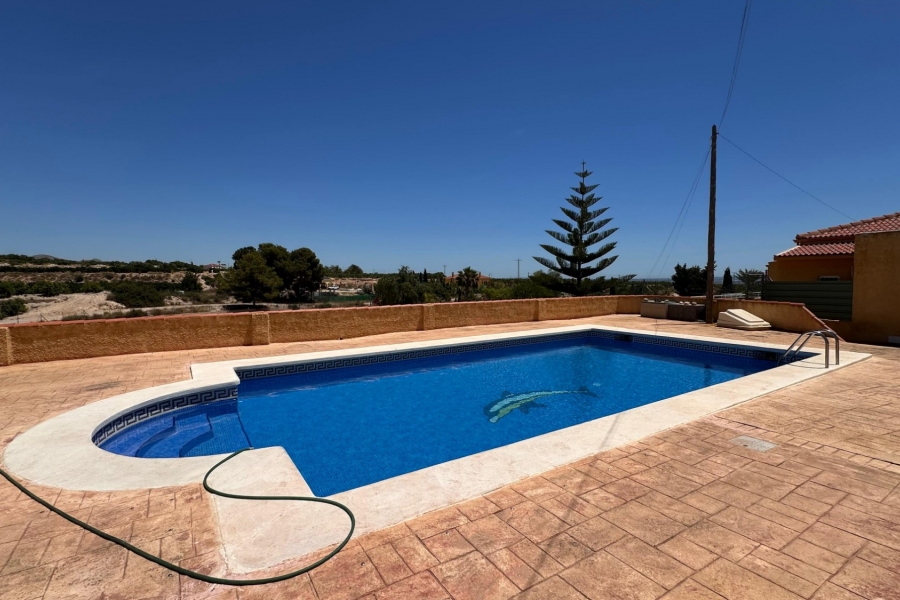 Re-Sale - Country Property - Albatera - Albatera - Country