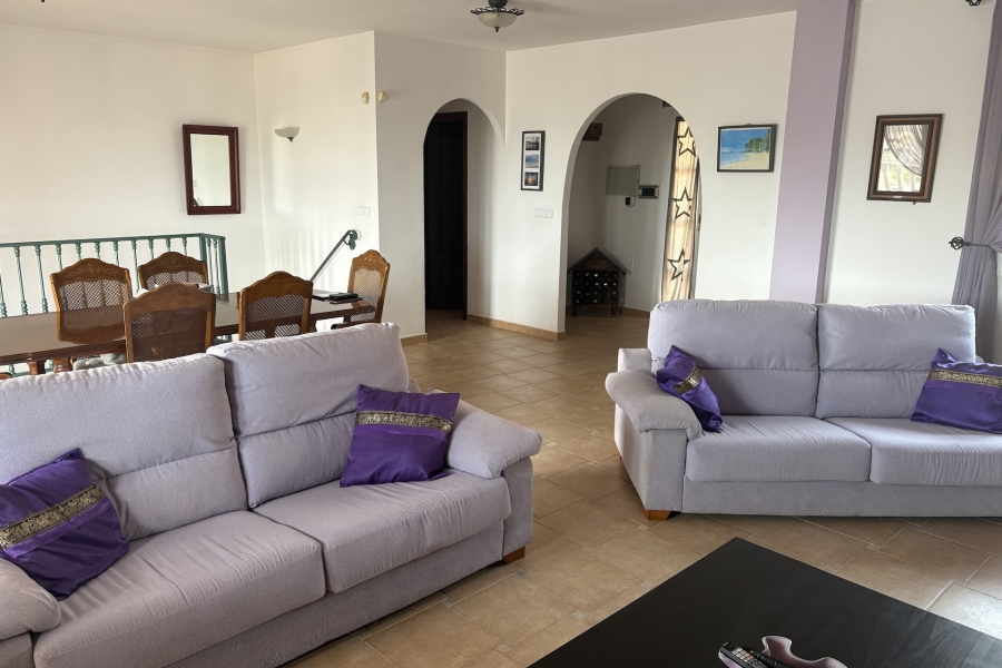 Re-Sale - Detached Villa - Algorfa - Algorfa - Village