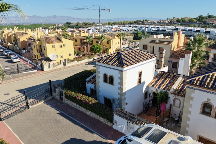 Re-Sale - Semi Detached Villa - Algorfa - La Finca Golf Resort