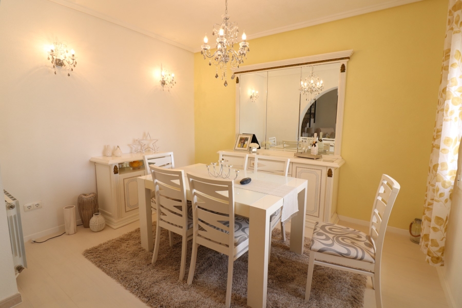 Re-Sale - Townhouse - Benijofar - Monte Azul