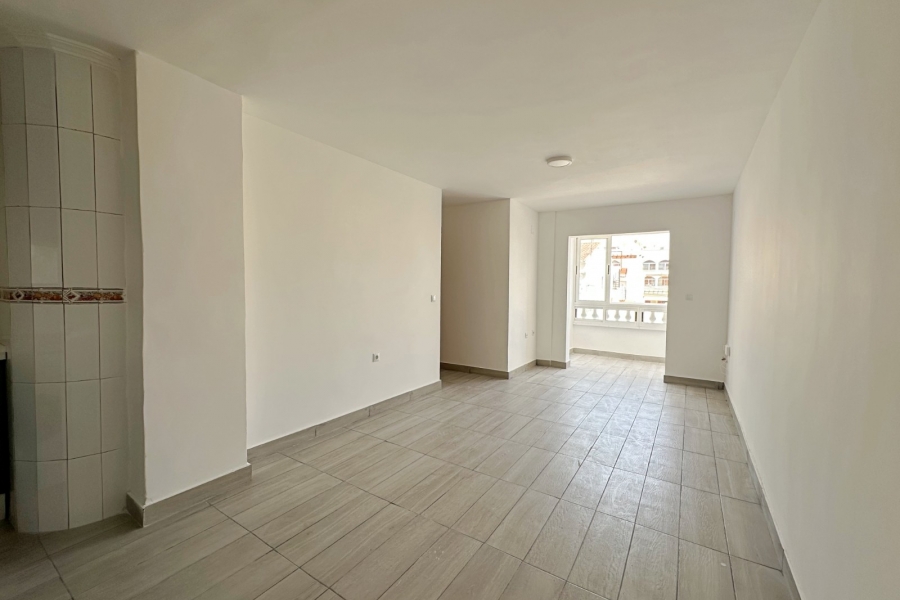Re-Sale - Apartment - Torrevieja - Torrevieja - Centre