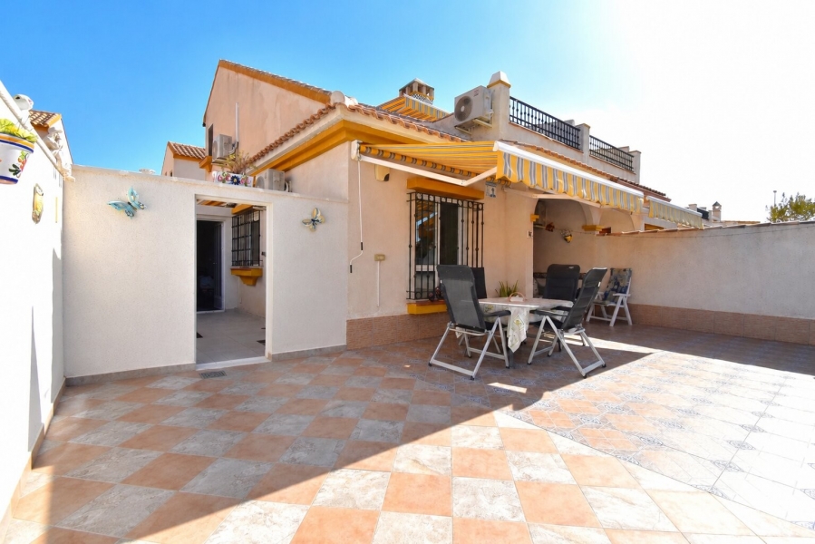 Re-Sale - Semi Detached Villa - Orihuela Costa - La Zenia