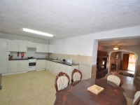 Re-Sale - Country Property - Pinoso - Edge of town
