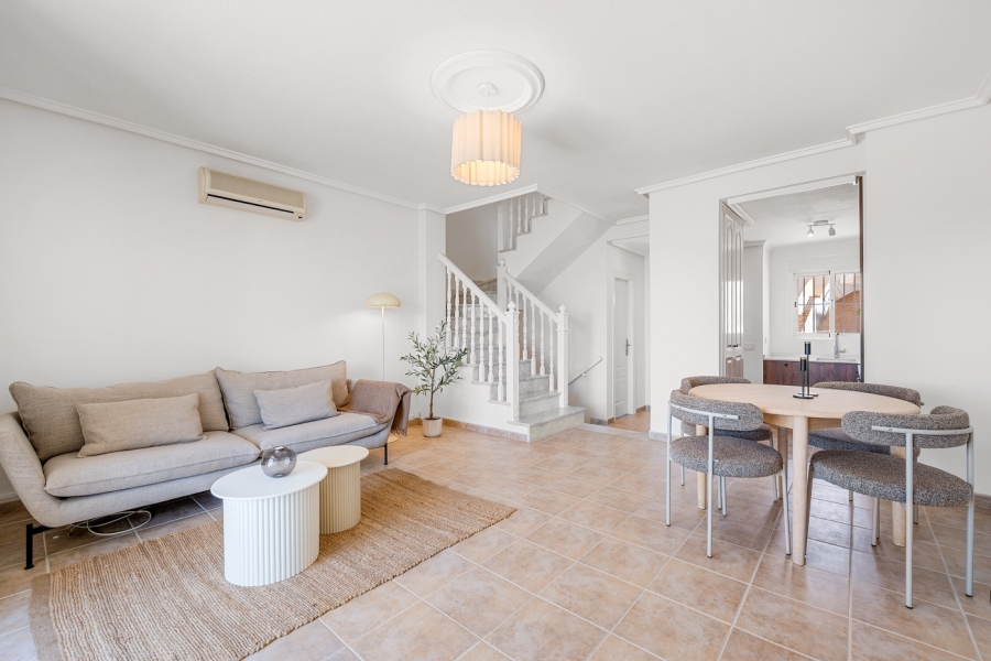 Re-Sale - Semi Detached Villa - Ciudad Quesada - La Marquesa