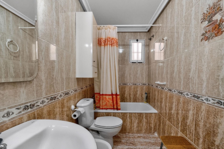 Re-Sale - Apartment - Torrevieja - Playa Los Locos
