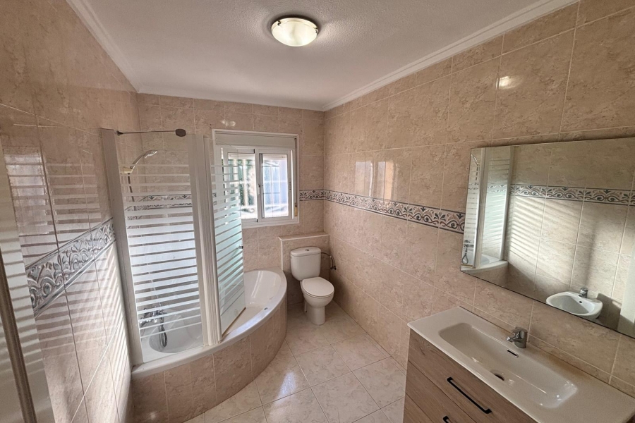 Re-Sale - Townhouse - Benijofar - Monte Azul