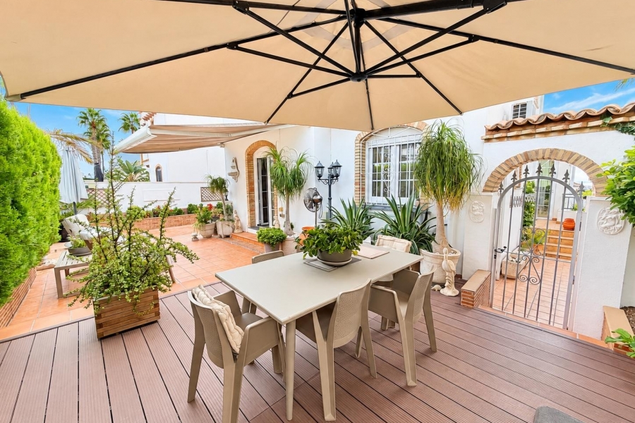 Re-Sale - Semi Detached Villa - Orihuela Costa - Villamartin