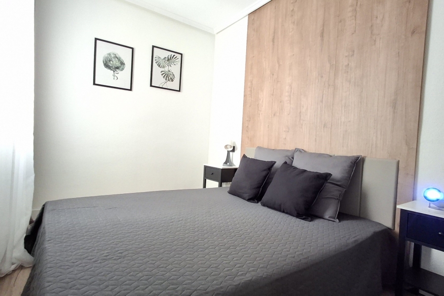 Re-Sale - Apartment - Torrevieja - Torrevieja - Centre