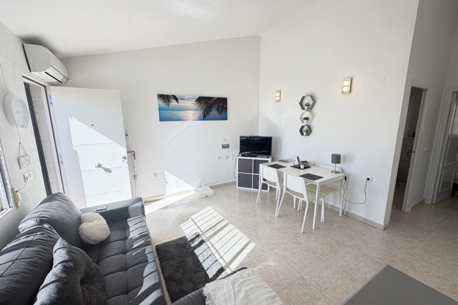 Re-Sale - Apartment - Orihuela Costa - Villamartin