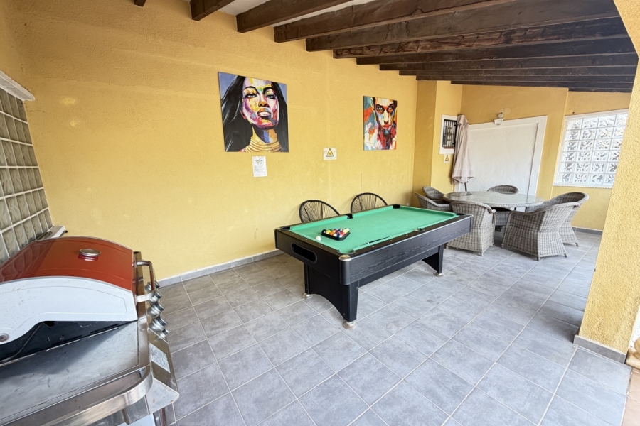 Re-Sale - Detached Villa - Orihuela Costa - Villamartin