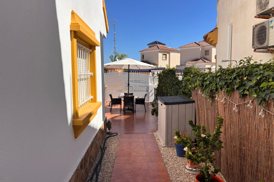 Re-Sale - Detached Villa - Guardamar del Segura - El Raso